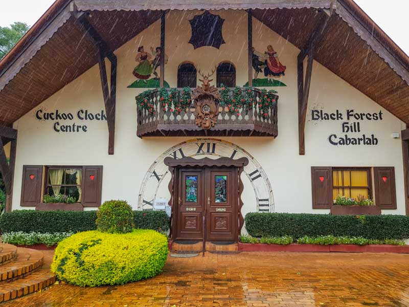Black Forest Hill Cuckoo Clock Centre